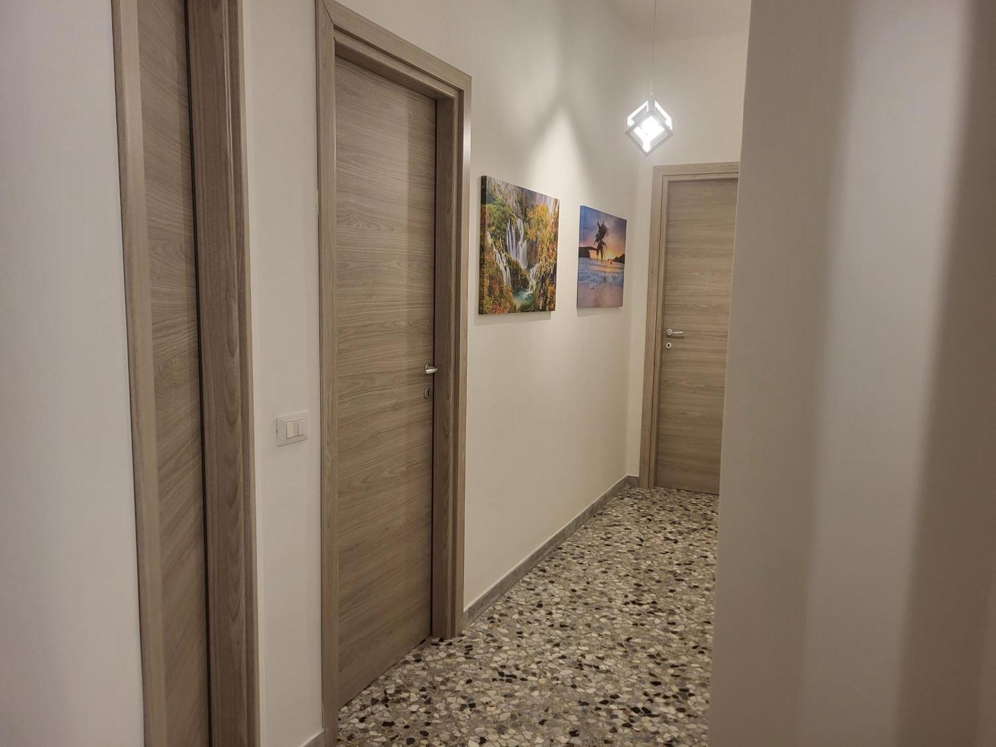 דירות בארי Garibaldi Square מראה חיצוני תמונה